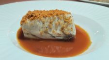Corvina con salsa de callos Lúa