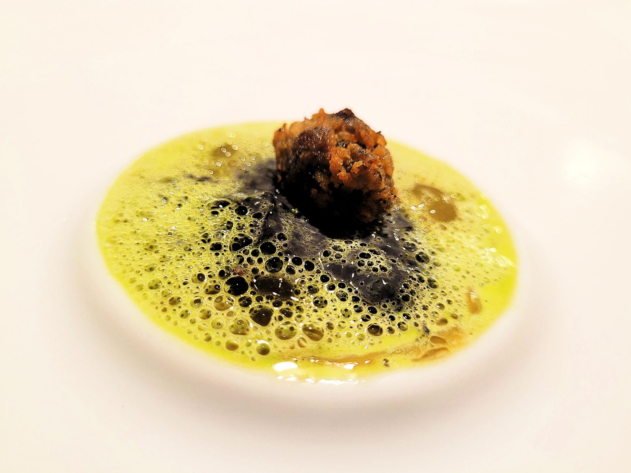 Fideua salicornia y texturas de ortigas Los quince del 25