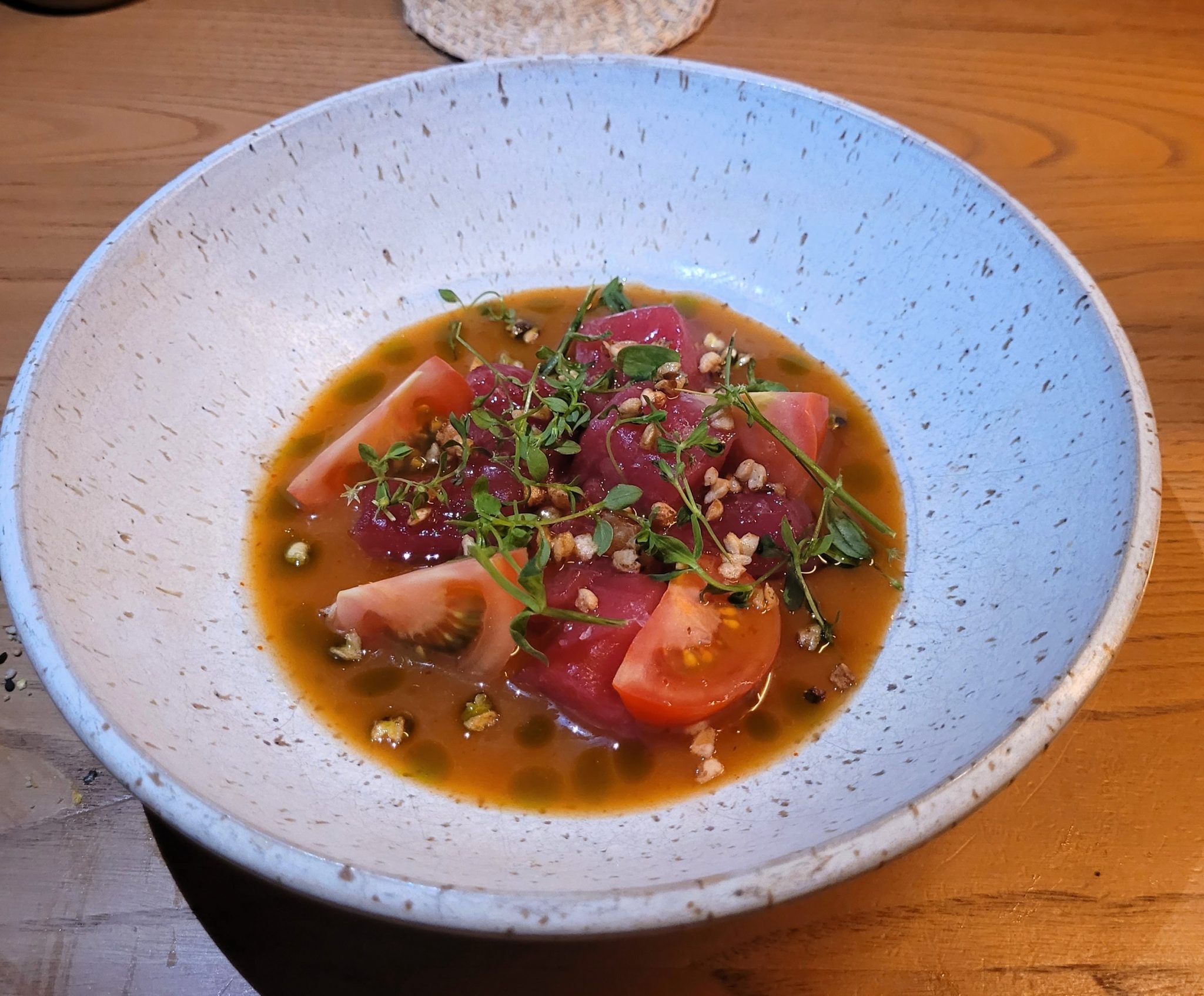 Ceviche de atún y ponzu de lemongrass LLama Inn