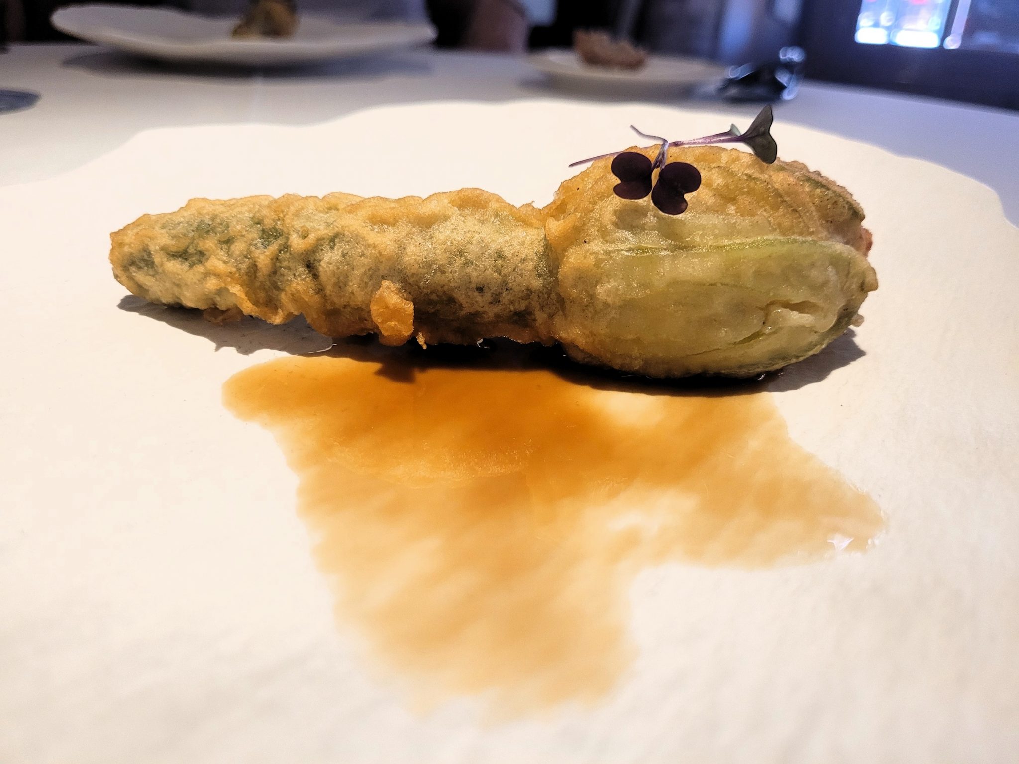 Flor de calabacin rellena de galera Rioja